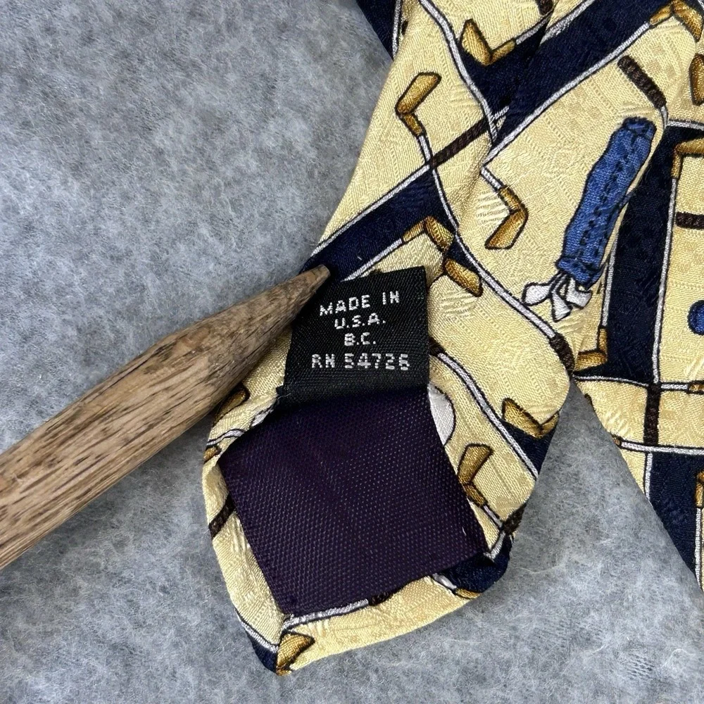 Tom James Golf Theme Tie Yellow Blue Golfer Clubs Silk Made in USA Necktie